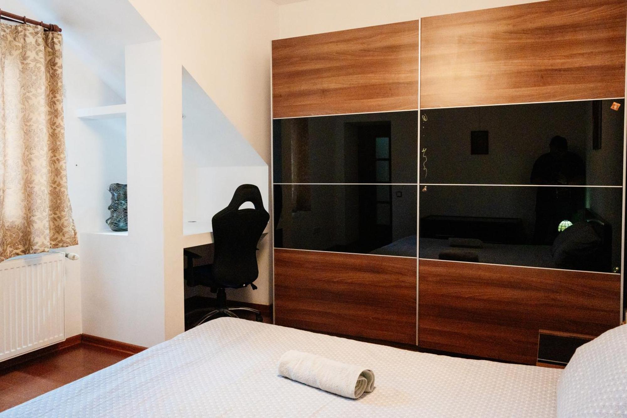 Maan Central Apartment Pet Friendly Location Brasov Luaran gambar